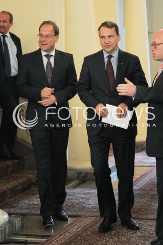  14.07.2014 WARSZAWA<br />ODZNACZENIE RADOSLAWA SIKORSKIEGO<br />N/Z RADOSLAW SIKORSKI JANOS MARTONYI<br /> 