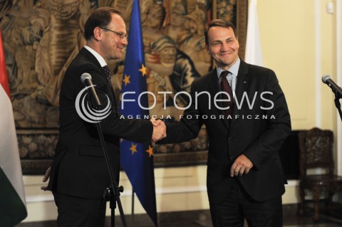 Odznaczenie Radosława Sikorskiego w Warszawie