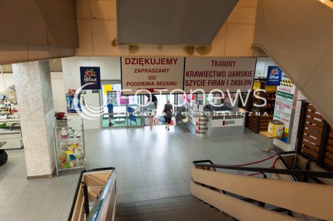  15.07.2014 WARSZAWA<br />ZDJECIE ILUSTRACYJNE<br />SLYNNY SKLEP SEZAM W WARSZAWIE ZOSTANIE WKROTCE ZAMKNIETY I ZBURZONY<br />N/Z SKLEP SEZAM WIDOK VIEW INSIDE WEWNATRZ WNETRZE<br /> 