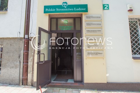  16.07.2014 RZESZOW<br />KONFERENCJA PRASOWA PSL W SPRAWIE PRZESZUKANIA BIURA POSLA JANA BUREGO PRZEZ CBA W RZESZOWIE<br />N/Z BIURO PSL W RZESZOWIE GDZIE DOSZLO DO PRZESZUKANIA PRZEZ CBA<br /> 