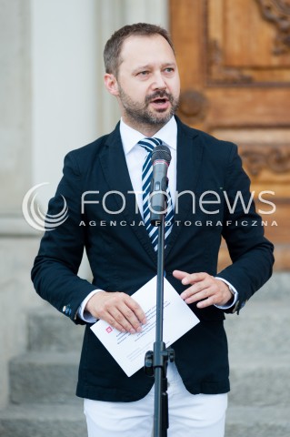  16.07.2014 WARSZAWA<br />KONFERENCJA MINISTER KULTURY I DZIEDZICTWA NARODOWEGO W SPRAWIE REWITALIZACJI PALACU KRASINSKICH<br />N/Z DYREKTOR BIBLIOTEKI NARODOWEJ TOMASZ MAKOWSKI<br /> 