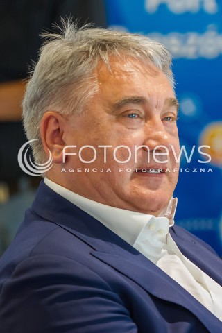  17.07.2014 LOTNISKO JASIONKA <br />KONFERENCJA PRASOWA LINII LOTNICZYCH 4YOU AIRLINES W SPRAWIE URUCHOMIENIA NOWYCH POLACZEN  Z PORTU LOTNICZEGO RZESZOW JASIONKA<br />N/Z SYLWESTER STRZYLAK - PREZES 4YOU AIRLINES<br /> 