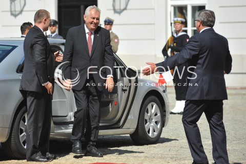  22.07.2014 WARSZAWA<br />SPOTKANIE PREZYDENTOW GRUPY WYSZEHRADZKIEJ<br />N/Z MILOS ZEMAN BRONISLAW KOMOROWSKI<br /> 