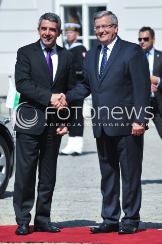  22.07.2014 WARSZAWA<br />SPOTKANIE PREZYDENTOW GRUPY WYSZEHRADZKIEJ<br />N/Z ROSEN PLEWNELIJEW PREZYDENT RP BRONISLAW KOMOROWSKI<br /> 