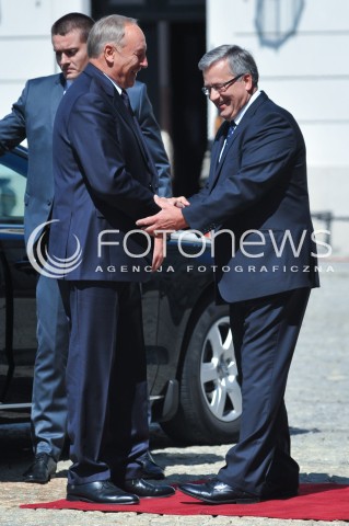  22.07.2014 WARSZAWA<br />SPOTKANIE PREZYDENTOW GRUPY WYSZEHRADZKIEJ<br />N/Z ANDRIS BERZINS PREZYDENT RP BRONISLAW KOMOROWSKI<br /> 