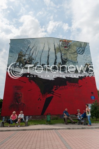  24.07.2014 WARSZAWA<br />ZDJECIE ILUSTRACYJNE <br />MURAL KU CZCI WITOLDA PILECKIEGO I WSZYSTKICH ZOLNIERZY WYKLETYCH W WARSZAWIE<br />N/Z MURAL - SCIANA PAMIECI<br /> 