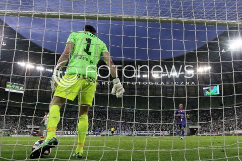  25.07.2014 GDANSK PGE ARENA STADION<br />PILKA NOZNA T-MOBILE EKSTRAKLASA SEZON 2014/2015<br />FOOTBALL POLISH EKSTRAKLASA SEASON 2014/2015<br />MECZ LECHIA GDANSK - PODBESKIDZIE BIELSKO - BIALA<br />N/Z RICHARD ZAJAC STRACONA BRAMKA WYCIAGANIE PILKI Z BRAMKI ZDALNY APARAT REMOTE CAMERA<br /> 