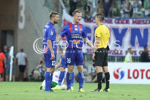  25.07.2014 GDANSK PGE ARENA STADION<br />PILKA NOZNA T-MOBILE EKSTRAKLASA SEZON 2014/2015<br />FOOTBALL POLISH EKSTRAKLASA SEASON 2014/2015<br />MECZ LECHIA GDANSK - PODBESKIDZIE BIELSKO - BIALA<br />N/Z DARIUSZ PIETRASIAK BARTLOMIEJ KONIECZNY ZLOSC EMOCJE DYSKUSJA KONTROWERSJE SEDZIA PAWEL GIL<br /> 