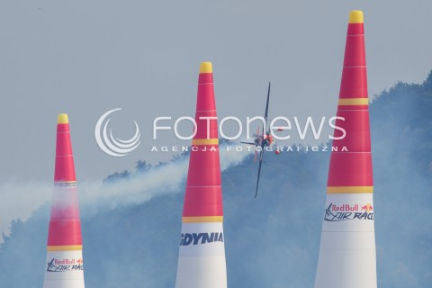  26.07.2014 GDYNIA<br />MISTRZOSTWA SWIATA RED BULL AIR RACE W GDYNII<br />Red Bull Air Race World Championship 2014 in Gdynia, Poland<br />N/Z NICOLAS IVANOFF - SAMOLOT EDGE 540 V2<br /> 