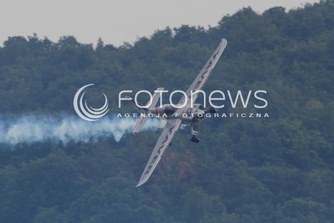  27.07.2014 GDYNIA<br />MISTRZOSTWA SWIATA RED BULL AIR RACE W GDYNII<br />Red Bull Air Race World Championship 2014 in Gdynia, Poland<br />N/Z HANNES ARCH (AUSTRIA) - ZWYCIEZCA RED BULL AIR RACE W GDYNII<br /> 