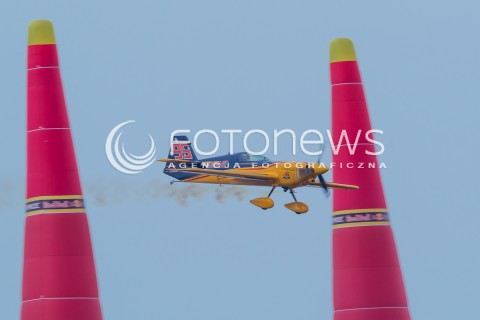  27.07.2014 GDYNIA <br />MISTRZOSTWA SWIATA RED BULL AIR RACE W GDYNII <br />Red Bull Air Race World Championship 2014 in Gdynia, Poland <br />N/Z MATT HALL - SAMOLOT MXS-R<br /> 