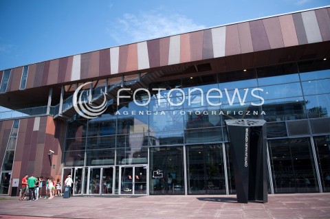  29.07 2014 WARSZAWA<br />ZDJECIE ILUSTRACYJNE<br />CENTRUM NAUKI KOPERNIK<br />N/Z BUDYNEK CENTRUM NAUKI KOPERNIK WIDOK VIEW ZEWNATRZ<br /> 