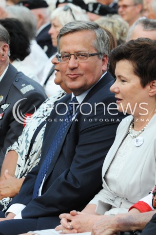  31.07.2014 WARSZAWA<br />APEL POLEGLYCH NA PLACU KRASINSKICH PRZY POMNIKU POWSTANIA WARSZAWSKIEGO<br />N/Z PREZYDENT RZECZYPOSPOLITEJ BRONISLAW KOMOROWSKI PREZYDENT MIASTA STOLECZNEGO WARSZAWY HANNA GRONKIEWICZ WALTZ <br /> 