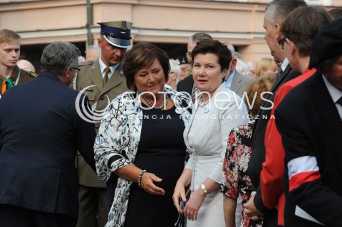  31.07.2014 WARSZAWA<br />APEL POLEGLYCH NA PLACU KRASINSKICH PRZY POMNIKU POWSTANIA WARSZAWSKIEGO<br />N/Z PREZYDENT WARSZAWY HANNA GRONKIEWICZ WALTZ ANNA KOMOROWSKA<br /> 