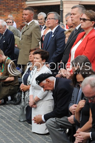  31.07.2014 WARSZAWA<br />APEL POLEGLYCH NA PLACU KRASINSKICH PRZY POMNIKU POWSTANIA WARSZAWSKIEGO<br />N/Z PREZYDENT RZECZYPOSPOLITEJ BRONISLAW KOMOROWSKI PREZYDENT WARSZAWY HANNA GRONKIEWICZ WALTZ ANNA KOMOROWSKA<br /> 