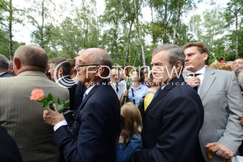  01.08.2014 WARSZAWA<br />GODZINA W PRZY POMNIKU GLORIA VICTIS NA POWAZKACH<br />N/Z PROFESOR PIOTR GLINSKI<br /> 