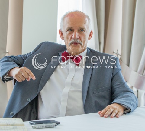  01.08.2014 RZESZOW<br />WIZYTA PREZESA KONGRESU NOWEJ PRAWICY JANUSZA KORWINA MIKKE W RZESZOWIE<br />N/Z JANUSZ KORWIN MIKKE<br /> 