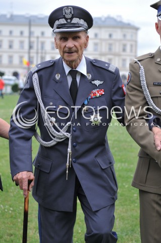  01.08.2014 WARSZAWA<br />70 ROCZNICA POWSTANIA WARSZAWSKIEGO<br />UROCZYSTOSC POSADZENIA DRZEWA PAMIECI<br />N/Z GENERAL ZBIGNIEW SCIBOR RYLSKI <br /> 