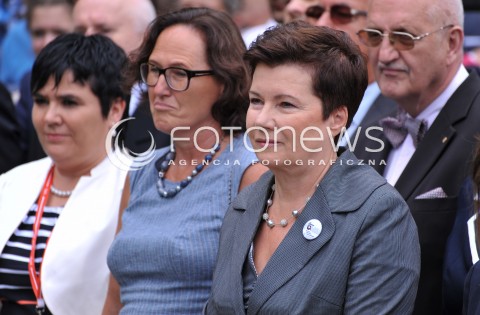  01.08.2014 WARSZAWA<br />70 ROCZNICA POWSTANIA WARSZAWSKIEGO<br />UROCZYSTOSC POSADZENIA DRZEWA PAMIECI<br />N/Z PREZYDENT WARSZAWY HANNA GRONKIEWICZ WALTZ <br /> 