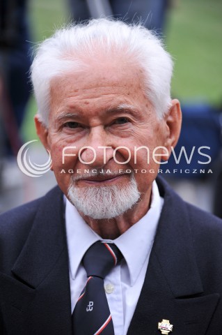  01.08.2014 WARSZAWA<br />70 ROCZNICA POWSTANIA WARSZAWSKIEGO<br />UROCZYSTOSC POSADZENIA DRZEWA PAMIECI<br />N/Z PREZES ZARZADU GLOWNEGO SWIATOWEGO ZWIAZKU ZOLNIERZY AK LESZEK ZUKOWSKI<br /> 