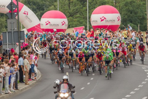 05.08.2014 RZESZOW<br />71 TOUR DE POLOGNE - ETAP III META W RZESZOWIE<br />N/Z PELETON - WIADUKT<br /> 