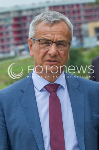  13.08.2014 RZESZOW<br />MINISTER SPORTU ANDRZEJ BIERNAT PODCZAS WIZYTY W SKATEPARKU W RZESZOWIE<br />N/Z ANDRZEJ BIERNAT<br /> 