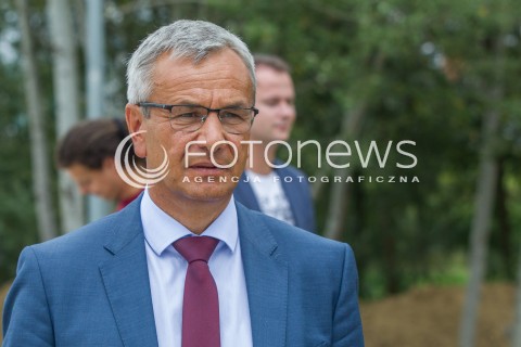  13.08.2014 RZESZOW<br />MINISTER SPORTU ANDRZEJ BIERNAT PODCZAS WIZYTY W SKATEPARKU W RZESZOWIE<br />N/Z ANDRZEJ BIERNAT<br /> 