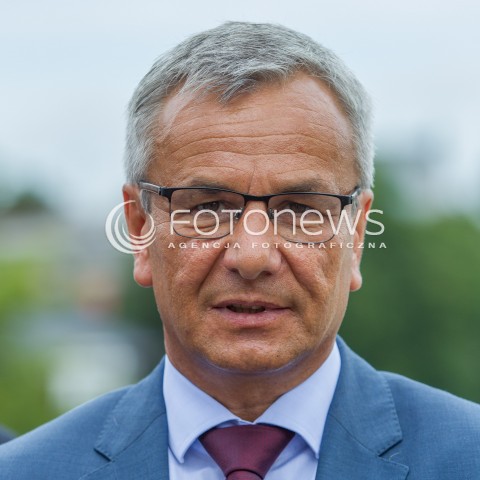  13.08.2014 RZESZOW<br />MINISTER SPORTU ANDRZEJ BIERNAT PODCZAS WIZYTY W SKATEPARKU W RZESZOWIE<br />N/Z ANDRZEJ BIERNAT<br /> 