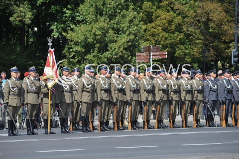  15.08.2014 WARSZAWA<br />OBCHODY SWIETA WOJSKA POLSKIEGO W WARSZAWIE<br />UROCZYSTOSCI PANSTWOWE<br />N/Z ZOLNIERZE<br /> 