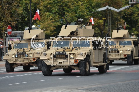  15.08.2014 WARSZAWA<br />OBCHODY SWIETA WOJSKA POLSKIEGO W WARSZAWIE<br />UROCZYSTOSCI PANSTWOWE<br />N/Z POJAZD WOJSKOWY<br /> 