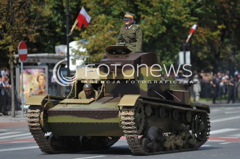 15.08.2014 WARSZAWA<br />OBCHODY SWIETA WOJSKA POLSKIEGO W WARSZAWIE<br />UROCZYSTOSCI PANSTWOWE<br />N/Z POJAZD WOJSKOWY<br /> 