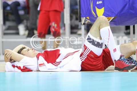  16.08.2014 KRAKOW ARENA<br />XII MEMORIAL HUBERTA JERZEGO WAGNERA<br />MECZ POLSKA - BULGARIA<br />N/Z MARIUSZ WLAZLY BOL URAZ KONTUZJA NOGA EMOCJE<br /> 