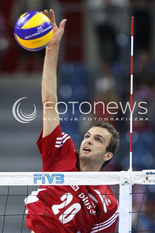  17.08.2014 KRAKOW ARENA<br />XII MEMORIAL HUBERTA JERZEGO WAGNERA<br />MECZ POLSKA - CHINY<br />N/Z MATEUSZ MIKA SYLWETKA ATAK<br /> 