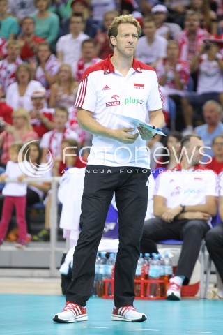  17.08.2014 KRAKOW ARENA<br />XII MEMORIAL HUBERTA JERZEGO WAGNERA<br />MECZ POLSKA - CHINY<br />N/Z STEPHANE ANTIGA - TRENER ( HEAD COACH ) SYLWETKA <br /> 