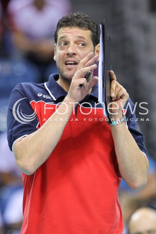  18.08.2014 KRAKOW ARENA<br />XII MEMORIAL HUBERTA JERZEGO WAGNERA<br />MECZ CHINY - BULGARIA<br />N/Z PLAMEN KONSTANTINOV - TRENER ( HEAD COACH ) SYLWETKA <br /> 