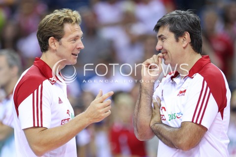  18.08.2014 KRAKOW ARENA<br />XII MEMORIAL HUBERTA JERZEGO WAGNERA<br />MECZ POLSKA - ROSJA ( MATCH POLAND - RUSSIA ) <br />N/Z STEPHANE ANTIGA - TRENER ( HEAD COACH ) PHILIPPE BLAIN - II TRENER ( ASSISTANT COACH ) SYLWETKA <br /> 