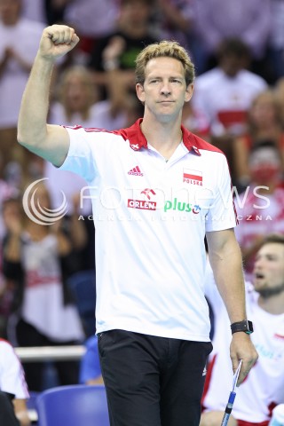  18.08.2014 KRAKOW ARENA<br />XII MEMORIAL HUBERTA JERZEGO WAGNERA<br />MECZ POLSKA - ROSJA ( MATCH POLAND - RUSSIA ) <br />N/Z STEPHANE ANTIGA - TRENER ( HEAD COACH ) SYLWETKA RADOSC EMOCJE <br /> 