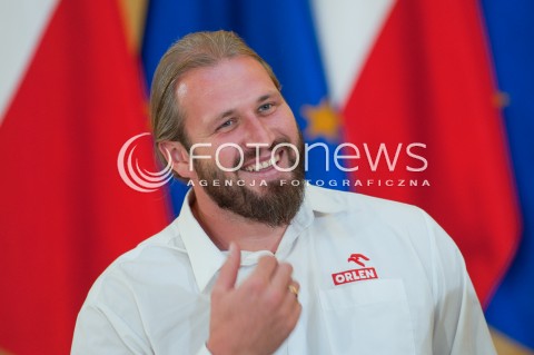  18.08.2014 WARSZAWA<br />SPOTKANIE PREMIERA Z LEKKOATLETAMI<br />N/Z TOMASZ MAJEWSKI<br /> 