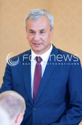  18.08.2014 WARSZAWA<br />SPOTKANIE PREMIERA Z LEKKOATLETAMI<br />N/Z MINISTER SPORTU ANDRZEJ BIERNAT<br /> 