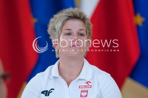 18.08.2014 WARSZAWA<br />SPOTKANIE PREMIERA Z LEKKOATLETAMI<br />N/Z ANITA WLODARCZYK PREMIER RP DONALD TUSK<br /> 