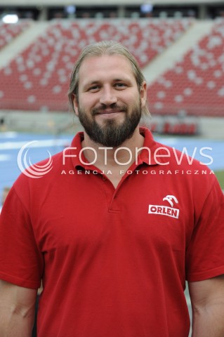  22.08.2014 WARSZAWA STADION NARODOWY<br />KONFERENCJA PRASOWA PRZED MEMORIALEM KAMILI SKOLIMOWSKIEJ<br />N/Z TOMASZ MAJEWSKI - ZDJECIE POZOWANE GLOWKA PORTRET SYLWETKA<br /> 