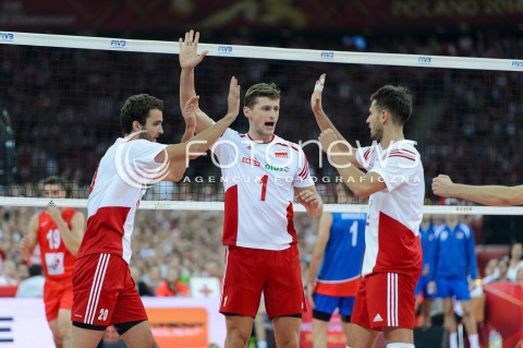  30.08.2014 WARSZAWA STADION NARODOWY<br />
MISTRZOSTWA SWIATA W PILCE SIATKOWEJ 2014<br />
FIVB MENS WORLD CHAMPIONSHIP 2014<br />
MECZ POLSKA - SERBIA ( POLAND - SERBIA )<br />
N/Z MATEUSZ MIKA PIOTR NOWAKOWSKI MICHAL WINIARSKI RADOSC EMOCJE<br />
 