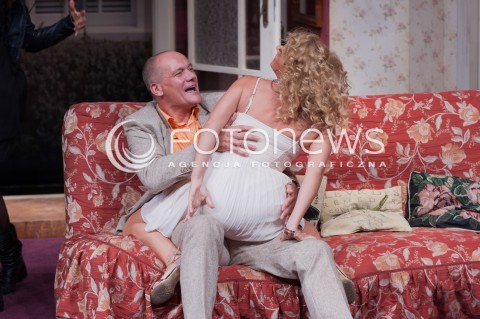  03.09.2014 WARSZAWA TEATR CAPITOL<br />PROBA MEDIALNA KIEDY KOTA NIE MA<br />N/Z PIOTR ZELT ANETA ZAJAC<br /> 