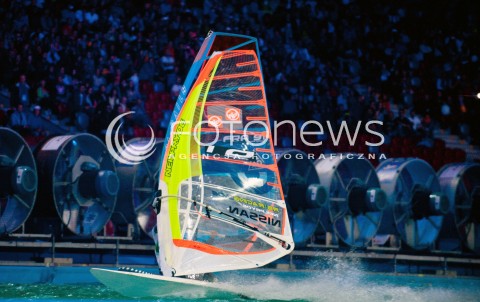  05.09.2014 WARSZAWA STADION NARODOWY<br />
HALOWY PUCHAR SWIATA W WINDSURFINGU<br />
N/Z ZAWODNIK<br />
 