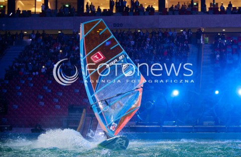  05.09.2014 WARSZAWA STADION NARODOWY<br />
HALOWY PUCHAR SWIATA W WINDSURFINGU<br />
N/Z ZAWODNIK<br />
 