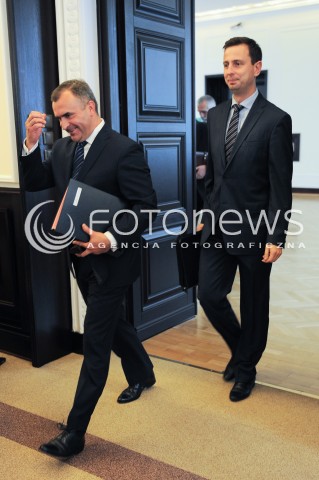  09.09.2014 WARSZAWA<br />POSIEDZENIE RADY MINISTROW<br />N/Z WLODZIMIERZ KARPINSKI WLADYSLAW KOSINIAK - KAMYSZ<br /> 