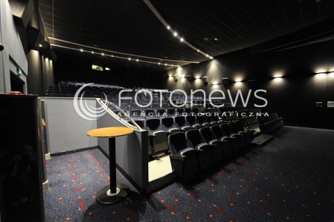  10.09.2014 WARSZAWA<br />
KINO FEMINA JUZ ZA KILKA DNI MA ZOSTAC ZAMKNIETE A W JEGOMIEJSCE W CENTRUM WARSZAWY POWSTANIE SKLEP BIEDRONKA<br />
N/Z SALA KINOWA<br />
 