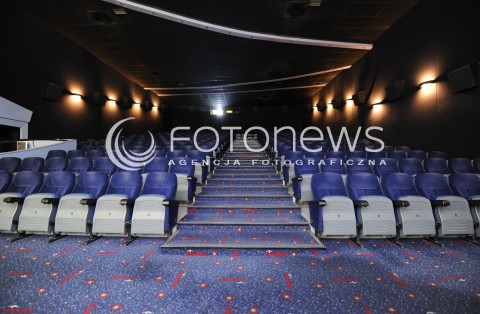  10.09.2014 WARSZAWA<br />
KINO FEMINA JUZ ZA KILKA DNI MA ZOSTAC ZAMKNIETE A W JEGOMIEJSCE W CENTRUM WARSZAWY POWSTANIE SKLEP BIEDRONKA<br />
N/Z SALA KINOWA<br />
 