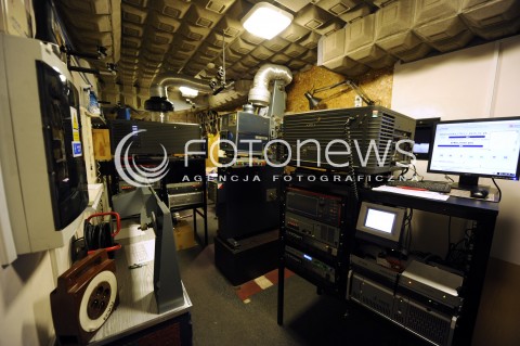  10.09.2014 WARSZAWA<br />
KINO FEMINA JUZ ZA KILKA DNI MA ZOSTAC ZAMKNIETE A W JEGOMIEJSCE W CENTRUM WARSZAWY POWSTANIE SKLEP BIEDRONKA<br />
N/Z KABINA PROJEKCYJNA ZAPLECZE<br />
 