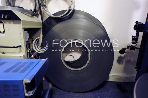  10.09.2014 WARSZAWA<br />
KINO FEMINA JUZ ZA KILKA DNI MA ZOSTAC ZAMKNIETE A W JEGOMIEJSCE W CENTRUM WARSZAWY POWSTANIE SKLEP BIEDRONKA<br />
N/Z KABINA PROJEKCYJNA ZAPLECZE<br />
 